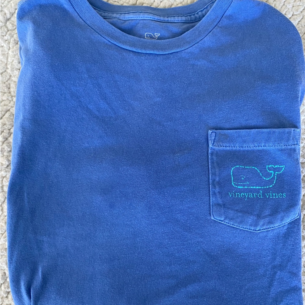 VINEYARD VINES Tee for kids size M regular used